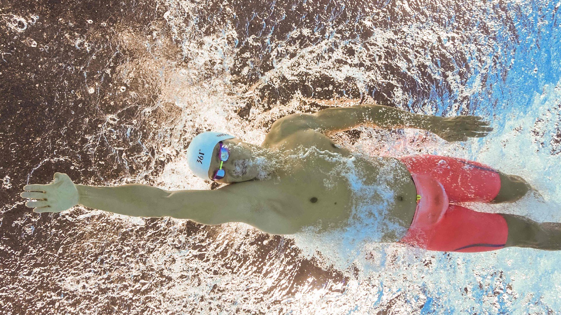 九游登录中心-弗朗索瓦·斯图尔特：南非队的多面手，进攻与防守无缝衔接，弗尔南图森特